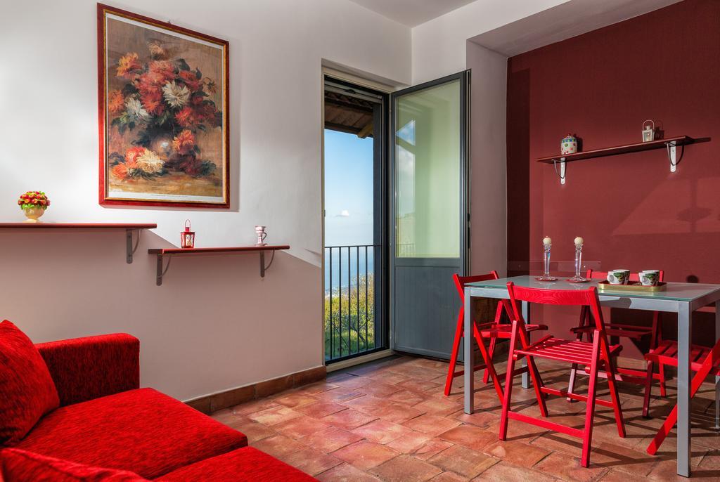 SantʼAlfio Nake Residenza Artisticaヴィラ 部屋 写真