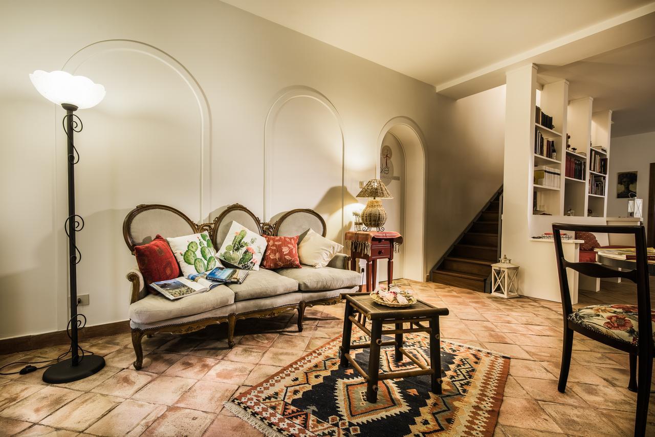 SantʼAlfio Nake Residenza Artisticaヴィラ エクステリア 写真