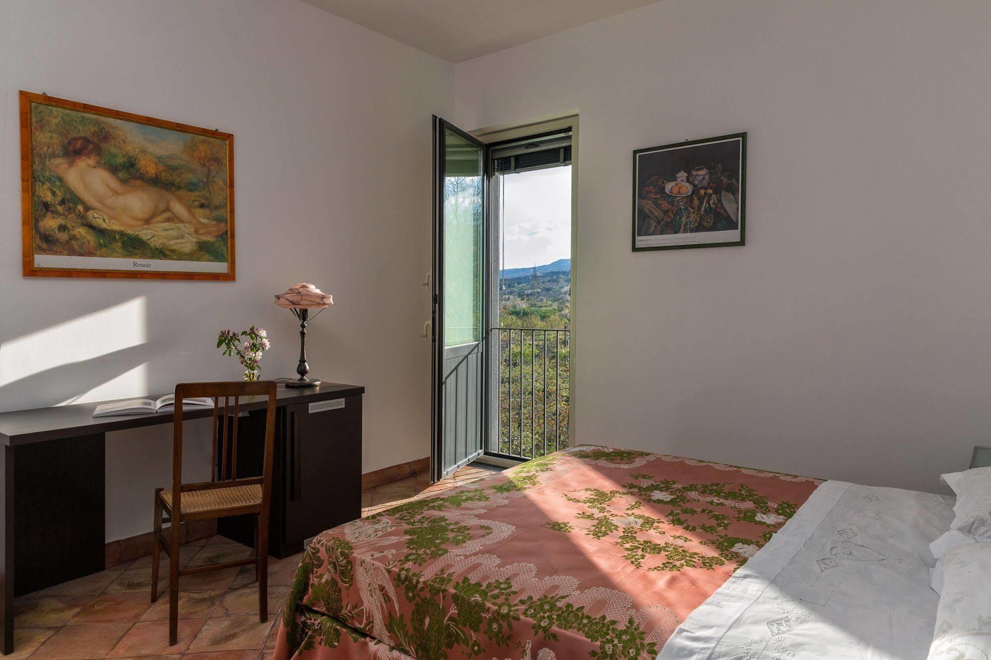 SantʼAlfio Nake Residenza Artisticaヴィラ エクステリア 写真