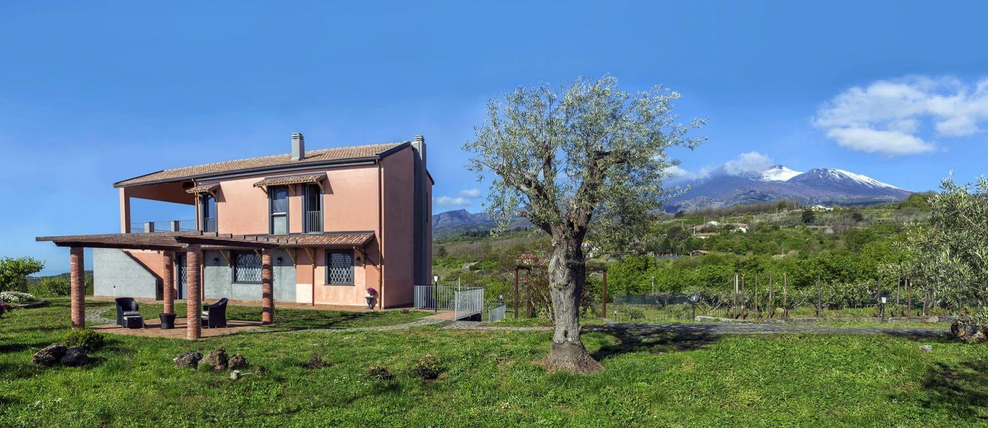 SantʼAlfio Nake Residenza Artisticaヴィラ エクステリア 写真