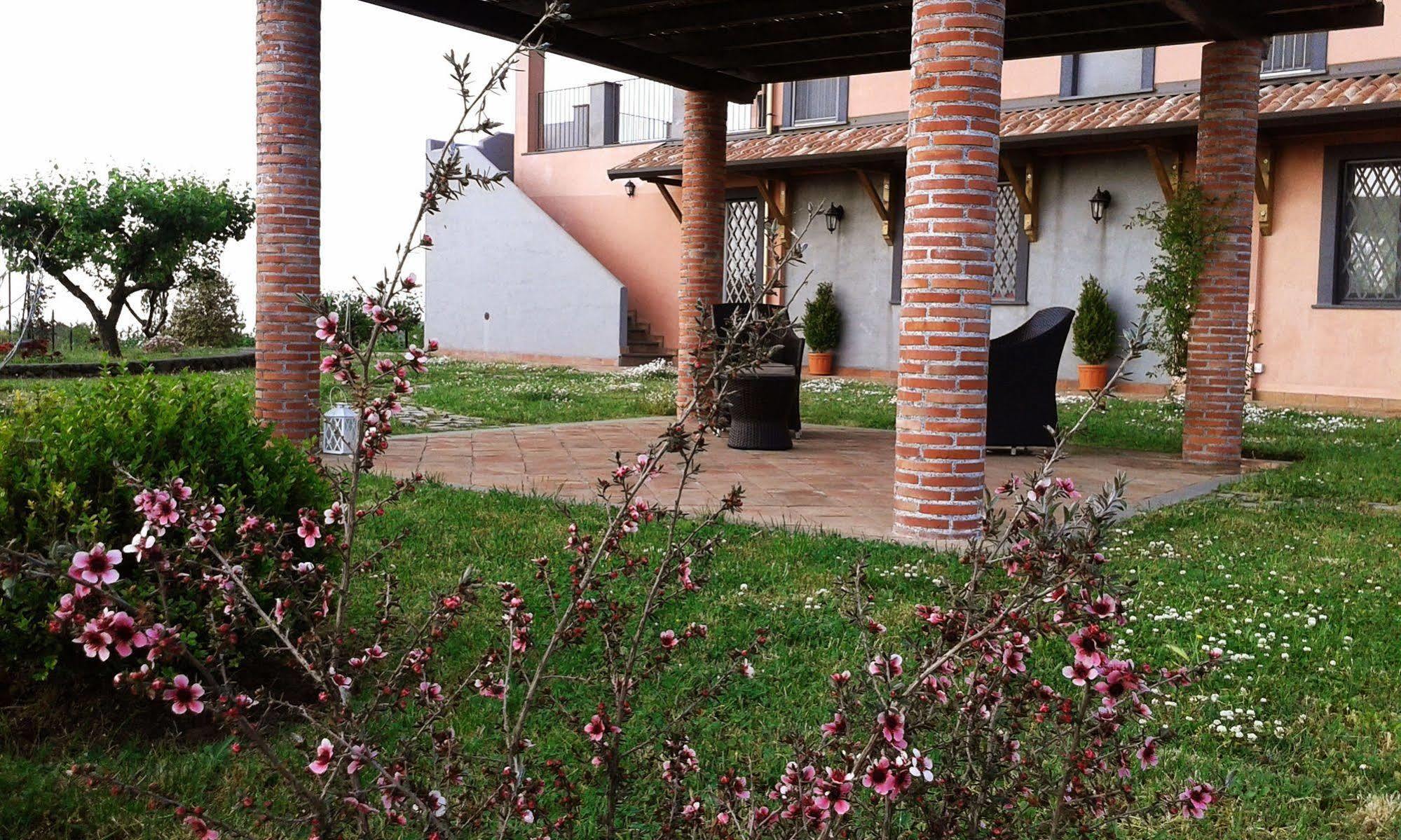 SantʼAlfio Nake Residenza Artisticaヴィラ エクステリア 写真